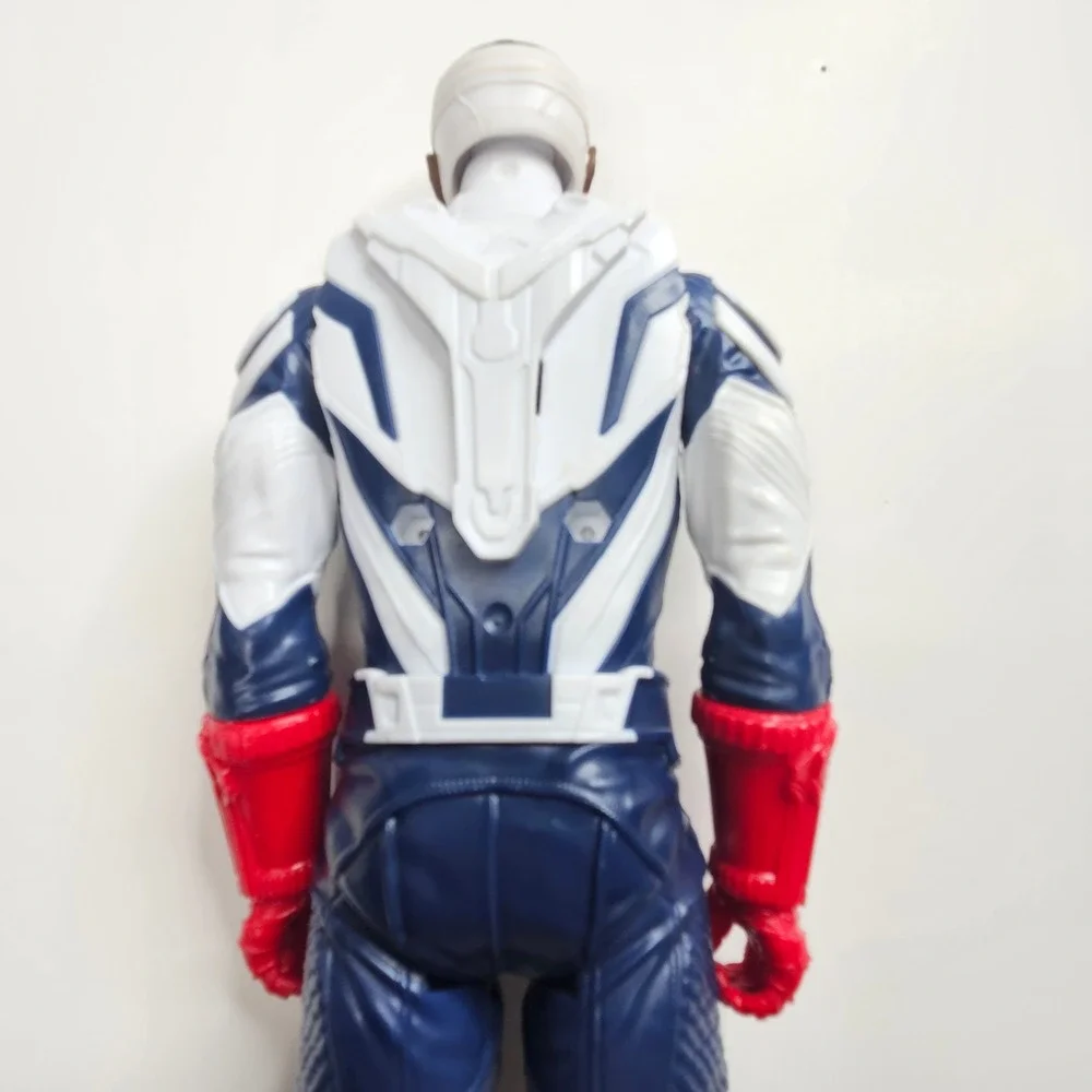 Hasbro Falcon Action Figure Kids 12in Blue Marvel Titan Hero F2075